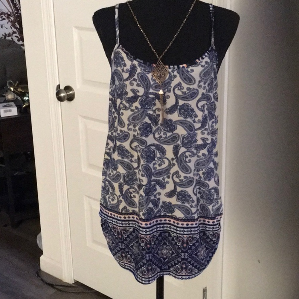 Agenda paisley tunic top NWOT